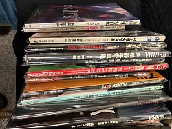 タレント写真集沢山あります。下記のBASEから入ってください