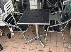 ガーデンテーブルandチェア2脚15000円